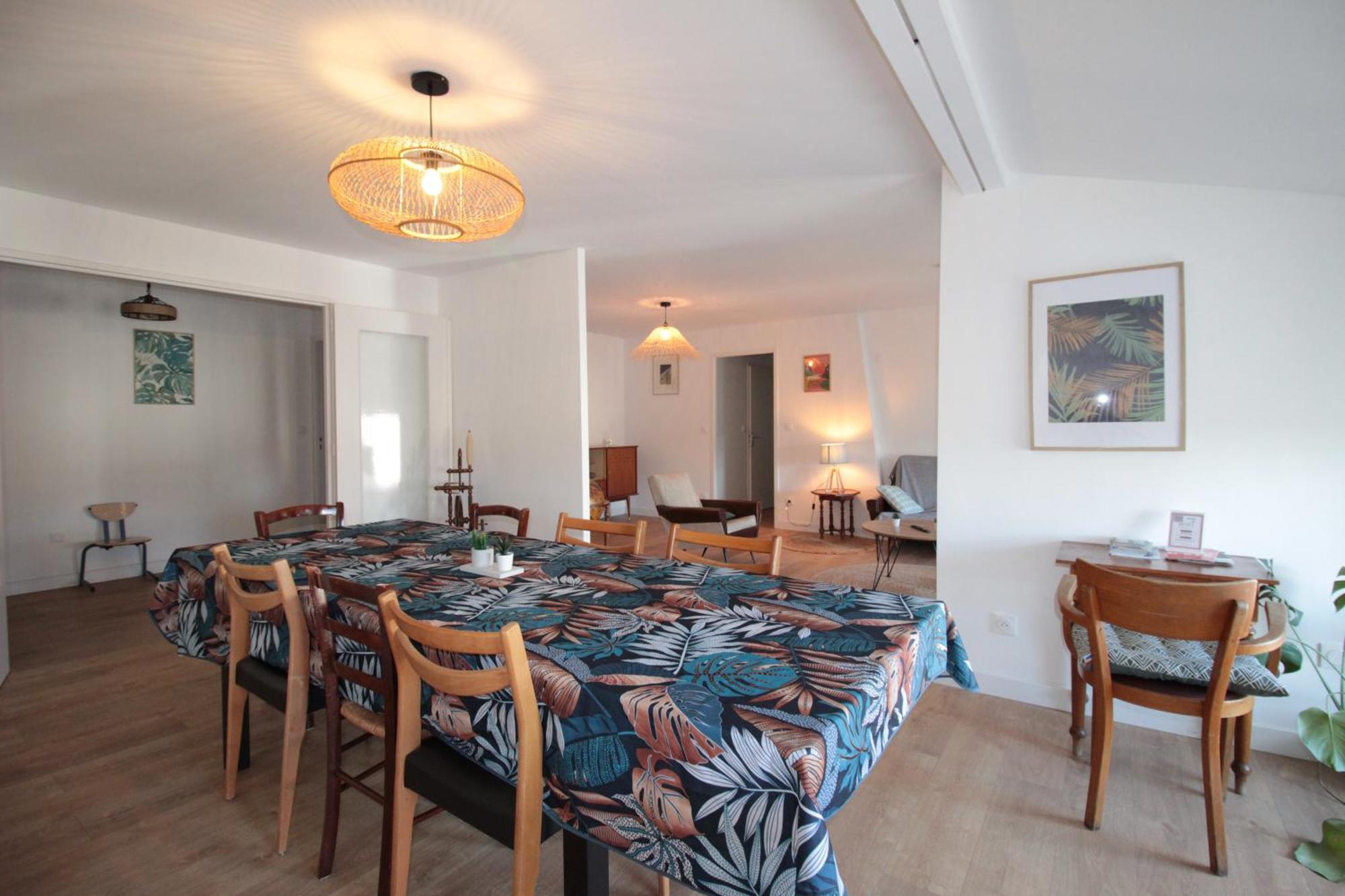 Logement Neuf "Meuse" - Hyper Centre - Parking Proche - Proche Gare - 4 Chambres - Terrasse Couverte - Wifi ! Gere Par Prestazen'Services Verdún Exterior foto