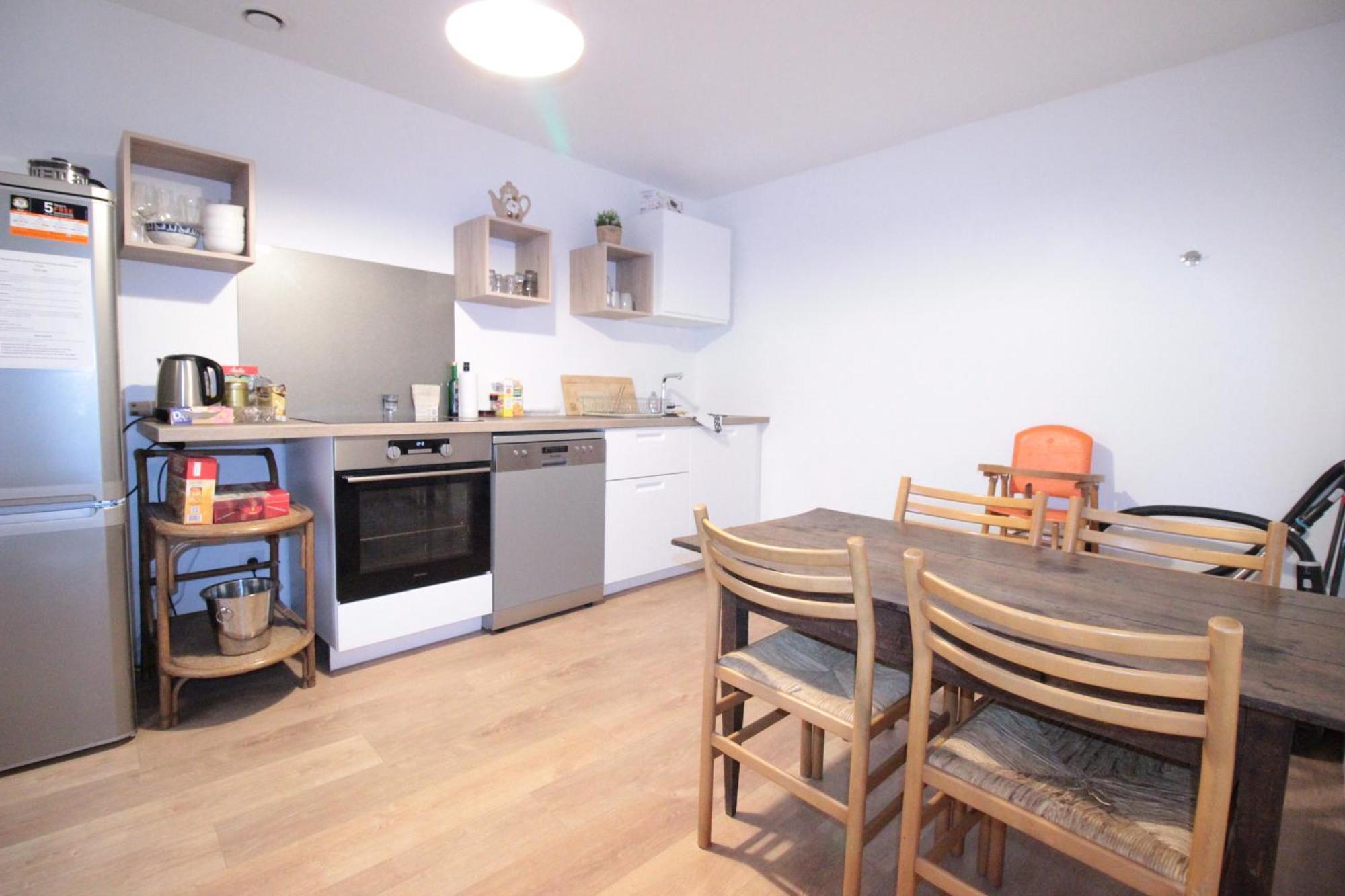 Logement Neuf "Meuse" - Hyper Centre - Parking Proche - Proche Gare - 4 Chambres - Terrasse Couverte - Wifi ! Gere Par Prestazen'Services Verdún Exterior foto
