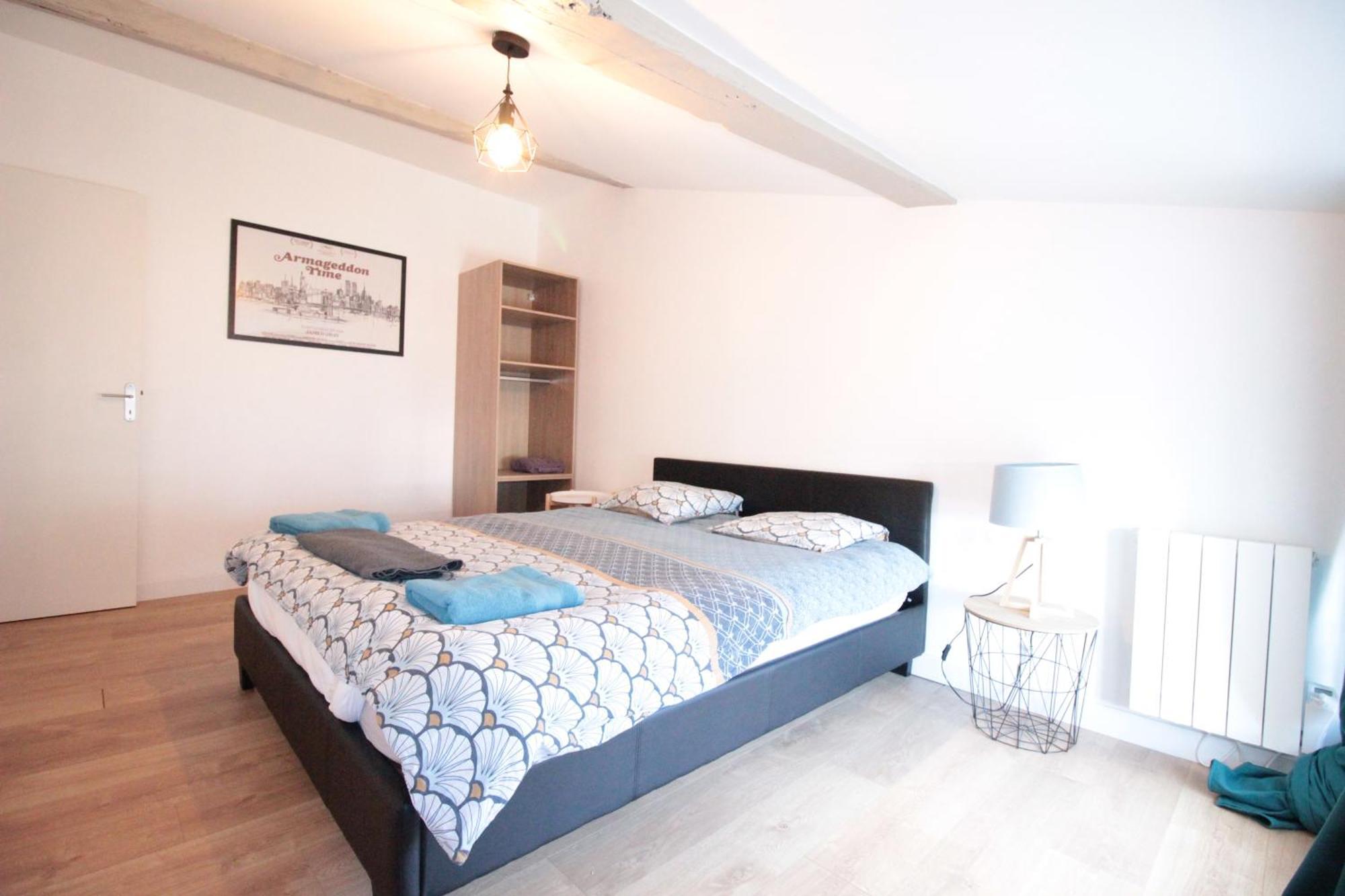 Logement Neuf "Meuse" - Hyper Centre - Parking Proche - Proche Gare - 4 Chambres - Terrasse Couverte - Wifi ! Gere Par Prestazen'Services Verdún Exterior foto